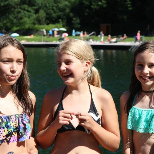 Sarah, Mona, Lena