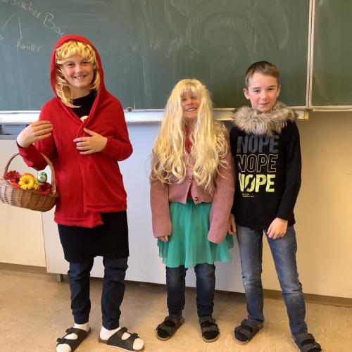 Märchen vorspielen (Deutsch) 1b
