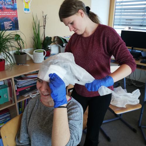 Erste-Hilfe-Kurs 4A 2022