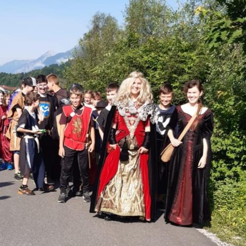 Die Königin und ihr Gefolge