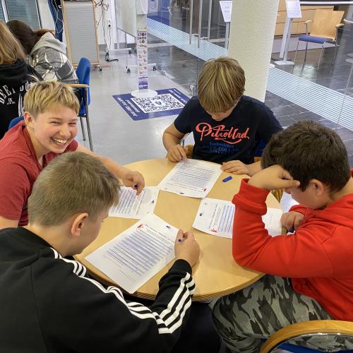 BIZ / AMS Besuch 4. Klasse November 2021
