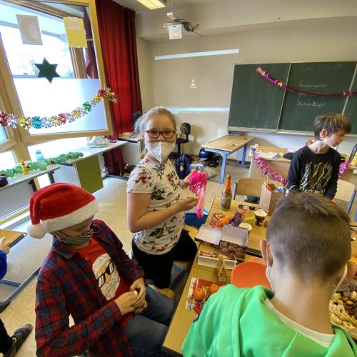 Weihnachtsfeier 1B 2021