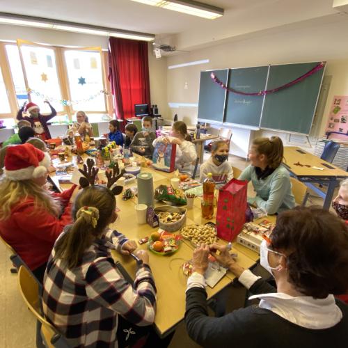 Weihnachtsfeier 1B 2021