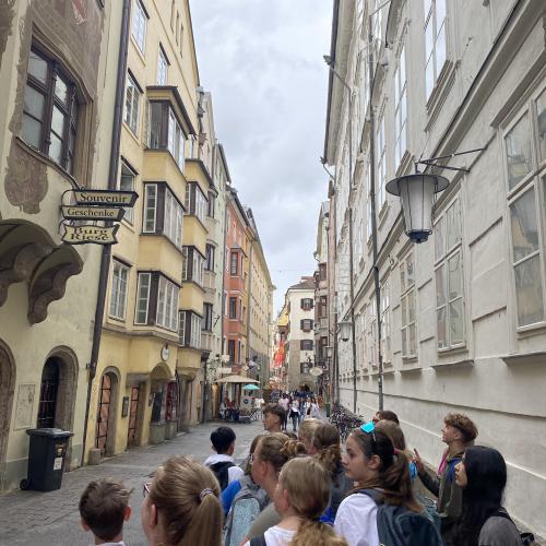Innenstadt und Schloss Ambras in Innsbruck