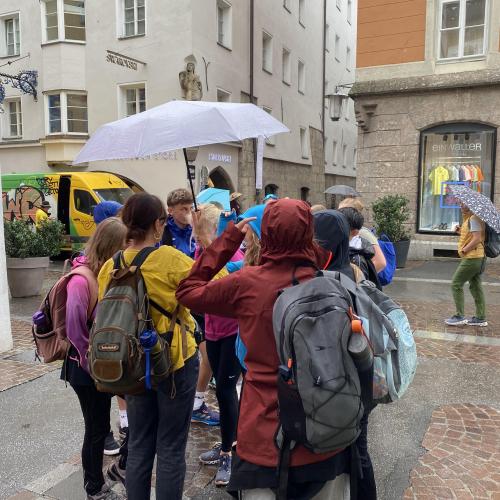 Innenstadt und Schloss Ambras in Innsbruck