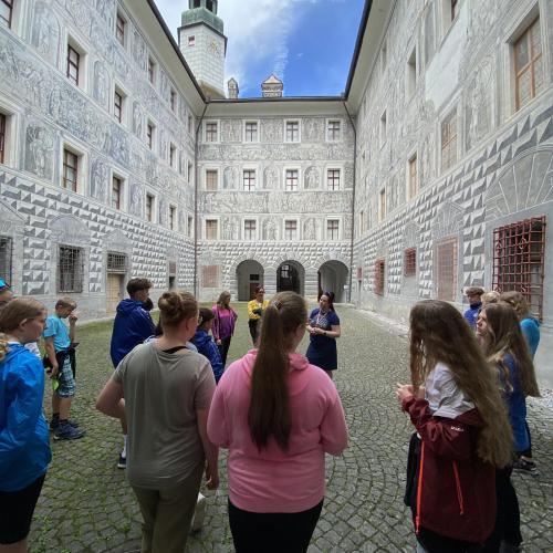 Innenstadt und Schloss Ambras in Innsbruck